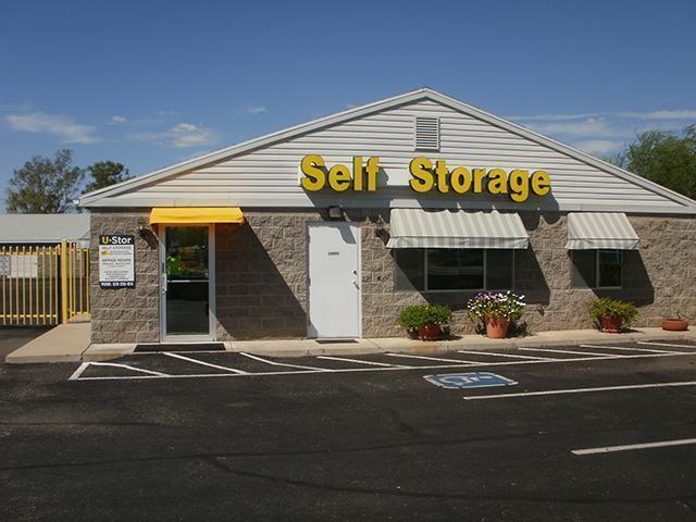 Whether you're a small business needing secure supply storage or a homeowner in transition, U-STOR SELF STORAGE La Cholla has the space, security, and service to support your next chapter.
