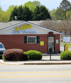 Main entrance of U-STOR SELF STORAGE GREENVILLE, SC at 927 Cedar Lane Rd