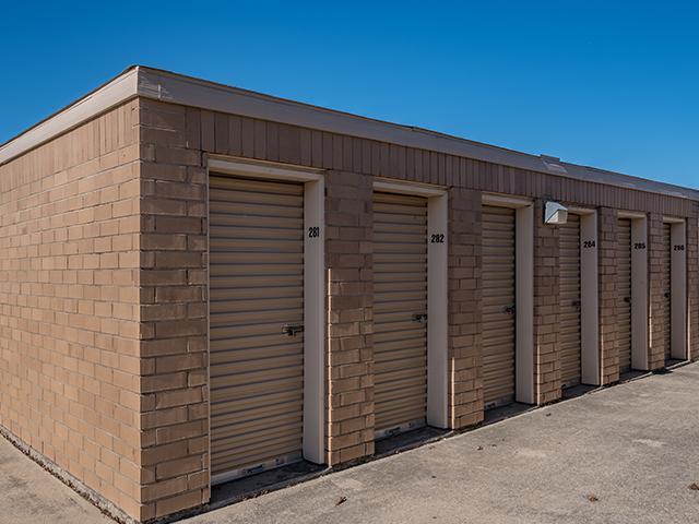 10x10 storage unit at U-STOR SELF STORAGE IRVING, TX. Spacious 10x10 storage space at U-STOR IRVING, TX on Highway 161