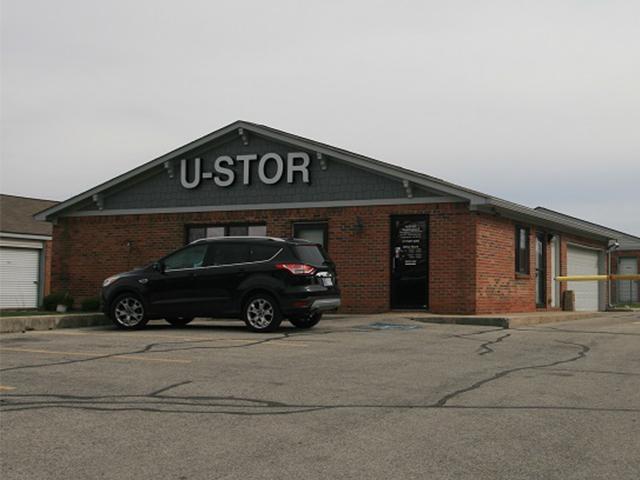 U-STOR SELF STORAGE Indianapolis, located on E Washington St, offers exceptional convenience for residents and business owners on the east side of the city. Quick in-and-out access with secure surroundings.