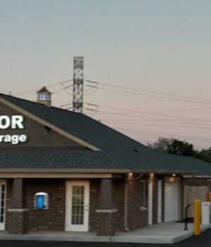 Main entrance of U-STOR SELF STORAGE INDIANAPOLIS, IN at 6025 Sunnyside Rd